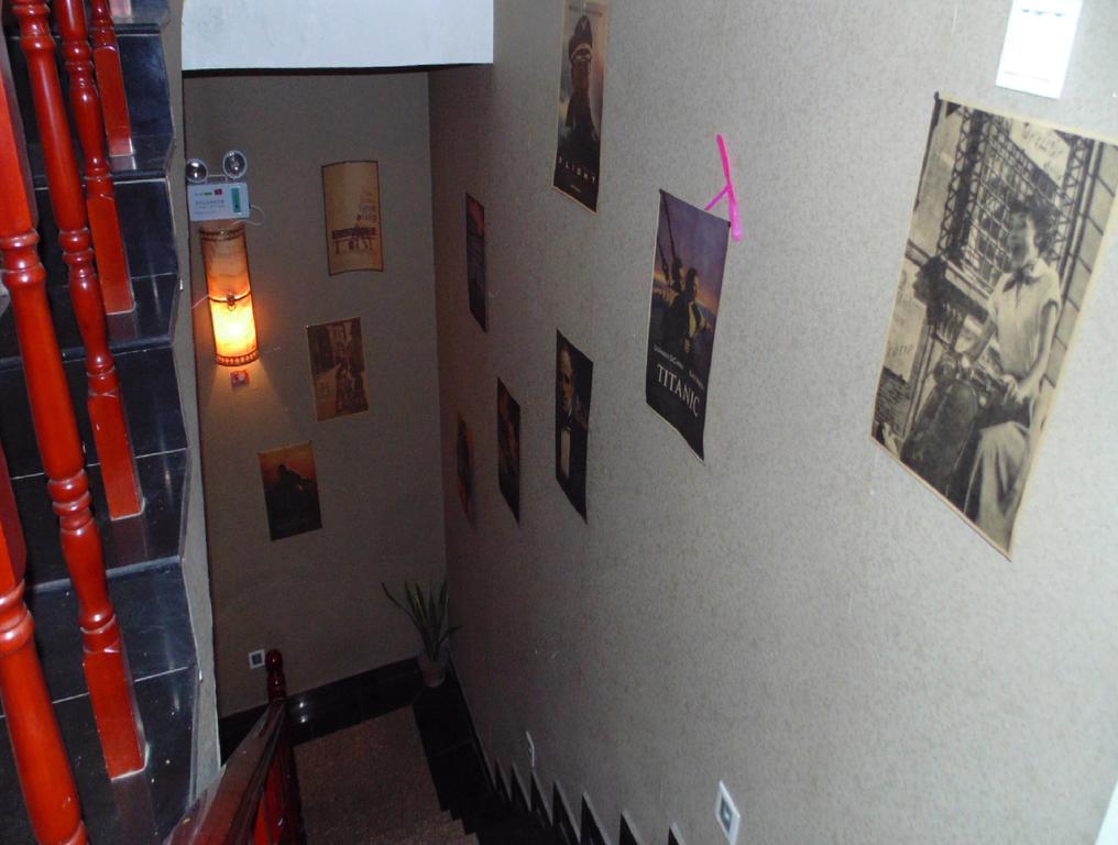 Hua Qiu Ku Youth Hostel East Street Branch Xi'an (Shaanxi) Exterior photo